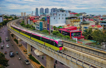 Hà Nội tặng “quà Tết”: Miễn phí hoàn toàn xe buýt và tàu điện trong 9 ngày