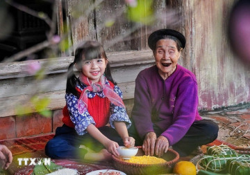 Phụ nữ và Tết 2026: Thay đổi vai trò và cách đón Xuân hiện đại