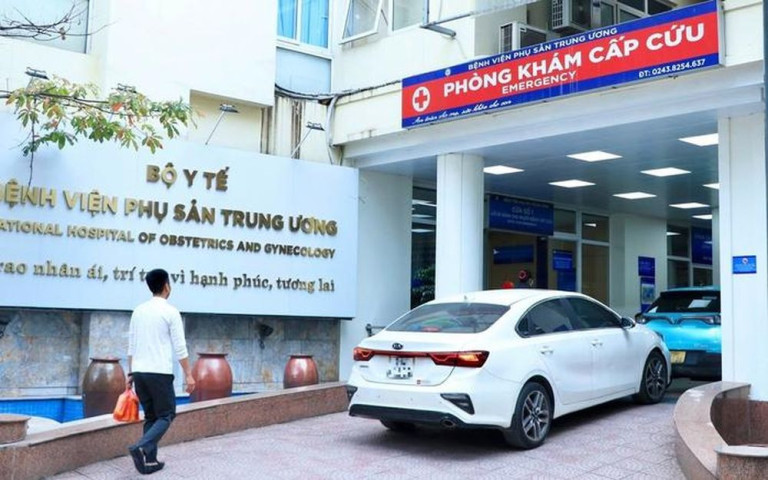 Cấp cứu tai nạn, pháo nổ vẫn nóng trong ngày mùng 2 Tết