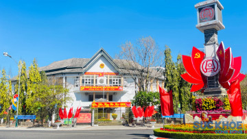 Quảng Ngãi: Khí thế ngày làm việc đầu xuân Bính Ngọ 2026 của các xã, phường phía Tây tỉnh
