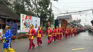 Gìn giữ nét đẹp Lễ hội Suối cá thần Cẩm Tú