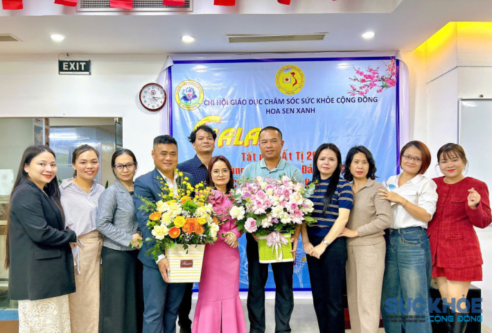 Tạp chí Sức Khỏe Cộng Đồng gặp mặt chúc mừng Ngày Quốc tế Phụ nữ 8/3