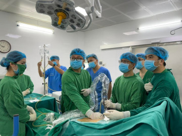 Thiết bị y tế bị “bỏ quên” trong cơ thể 2 năm, người đàn ông gặp biến chứng