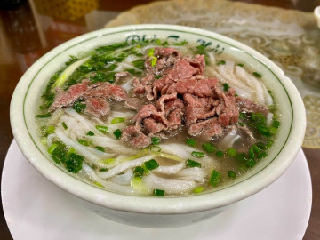 Lợi ích và những lưu ý khi ăn phở thường xuyên