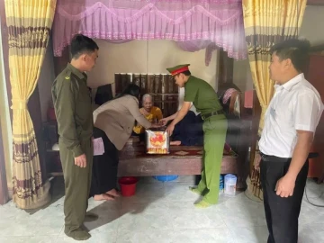 Những chiến sĩ trẻ Công an Thanh Hóa tận tụy trong ngày hội của nhân dân