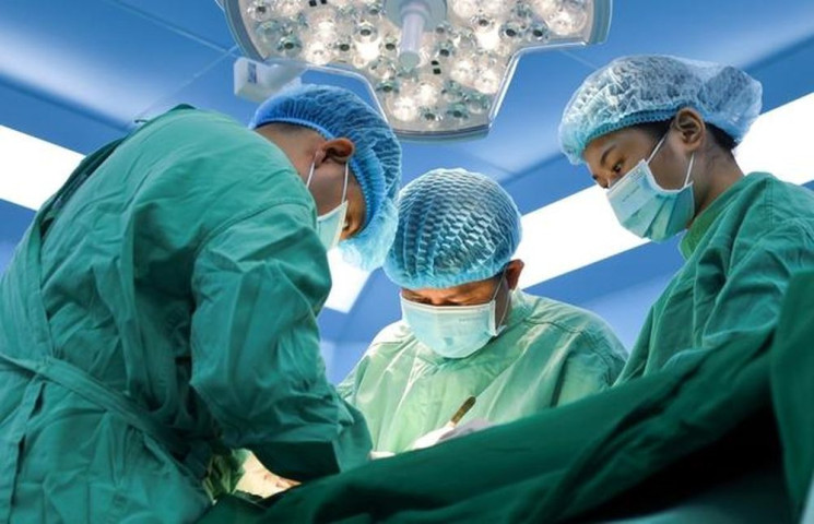 Phát hiện viên sỏi bàng quang "khủng" bằng quả trứng ngỗng