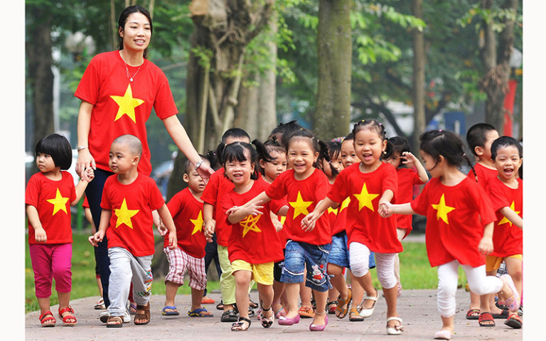 Tăng cường bảo vệ trẻ em trước các hành vi dụ dỗ, lừa đảo qua mạng