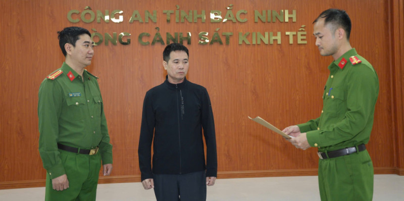 Bắc Ninh: Khởi tố vụ án, khởi tố bị can và bắt tạm giam chủ một cơ sở sản xuất giấm ăn giả với quy mô lớn