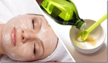 Đắp mặt nạ dầu oliu mỗi ngày: Lợi bất cập hại nếu dùng sai cách