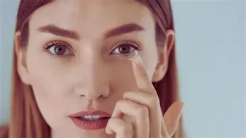 Đeo kính áp tròng bị đỏ mắt có sao không?