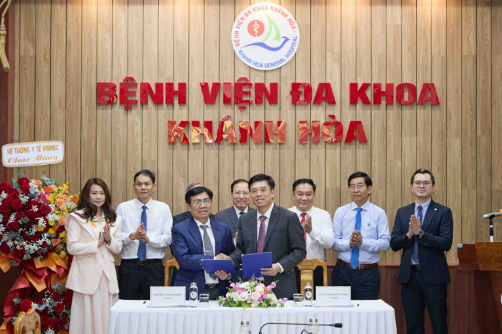 Vinmec đồng hành cùng y tế miền Trung: Ký kết hợp tác thúc đẩy năng lực chuyên môn phục vụ người dân