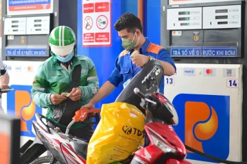 Quy định mới siết chặt điều hành: Xăng dầu chỉ điều chỉnh khẩn khi biến động trên 15%