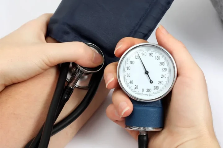 Huyết áp cao có dùng được quả la hán?