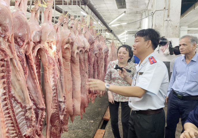 Chấn chỉnh công tác kiểm soát giết mổ gia súc