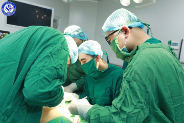 Cấp cứu thành công một trường hợp rau bong non tối cấp trong tình huống nguy kịch