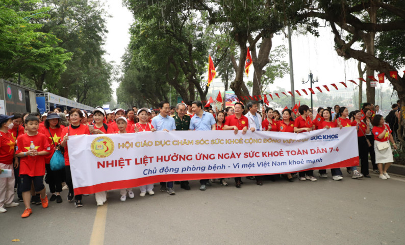 Chung tay vì một Việt Nam khỏe mạnh: Đưa dịch vụ y tế đến gần người dân