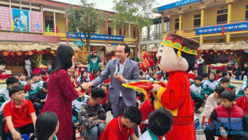 Tạo môi trường học tập thân thiện, phát triển toàn diện cho học sinh Hùng Lô