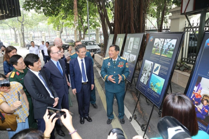 Khơi dậy khát vọng chinh phục khoa học vì một cộng đồng phát triển bền vững