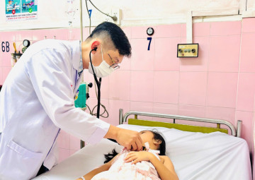 Bộ Y tế yêu cầu điều tra vụ nhiều học sinh nghi ngộ độc tại TP Hồ Chí Minh