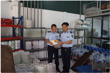 Lộ kho rượu “khủng” 9.000 lít không giấy phép ở Hà Nội