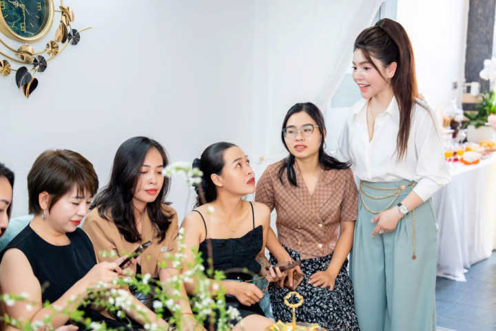 Dược sĩ Lam Anh – "Bàn tay vàng Chăm sóc da" Fabia 2026 và hành trình phụng sự cộng đồng từ giá trị khoa học