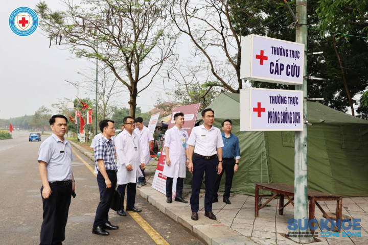 Ngành Y tế Phú Thọ tận tâm trách nhiệm và lòng nhân ái nâng bước hành trình về Đất Tổ