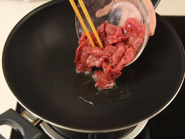 Bí quyết xào thịt bò mềm ngọt, thơm chuẩn vị như đầu bếp nhà hàng