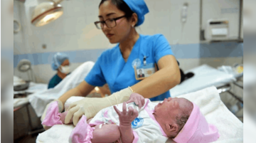 "Bật” chính sách, đặt mục tiêu tăng mức sinh trung bình mỗi năm 2%