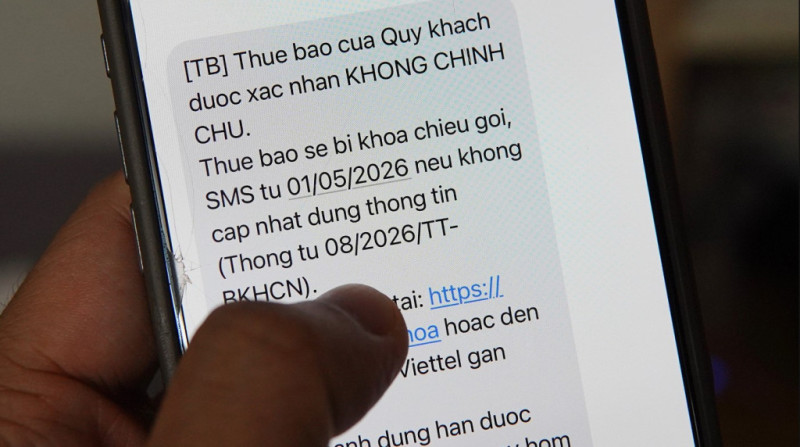 Hàng loạt SIM bị khóa vì chưa xác thực thông tin