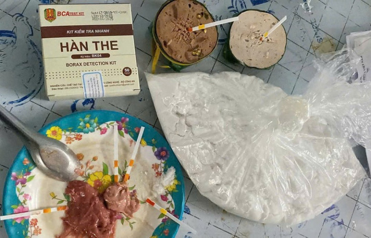 Phát hiện hàng trăm kg giò chả có chứa hàn the ở Ninh Bình