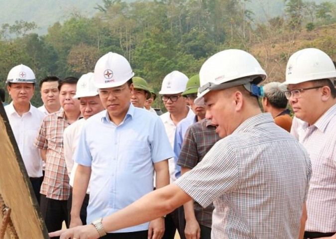 Thứ trưởng Bộ Công thương Nguyễn Hoàng Long kiểm tra, đôn đốc triển khai các dự án điện theo quy hoạch điện VII điều chỉnh