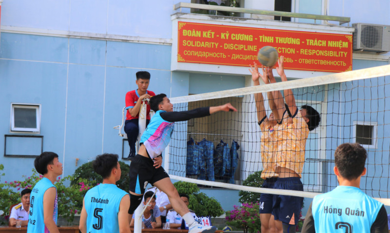 Học viện Hải quân sôi nổi các hoạt động chào mừng ngày sinh nhật Bác Hồ