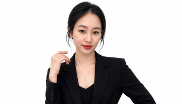 Phạm Thu Hường: Giữ nghề bằng sự chỉn chu và tinh tế