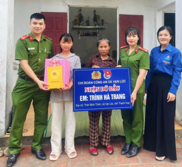 Thanh Hóa: Công an xã Vân Lộc làm điểm tựa cho nữ sinh khó khăn