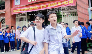 Sĩ tử Hà Nội  bắt đầu “vượt vũ môn”