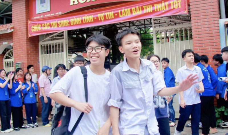 Sĩ tử Hà Nội  bắt đầu “vượt vũ môn”