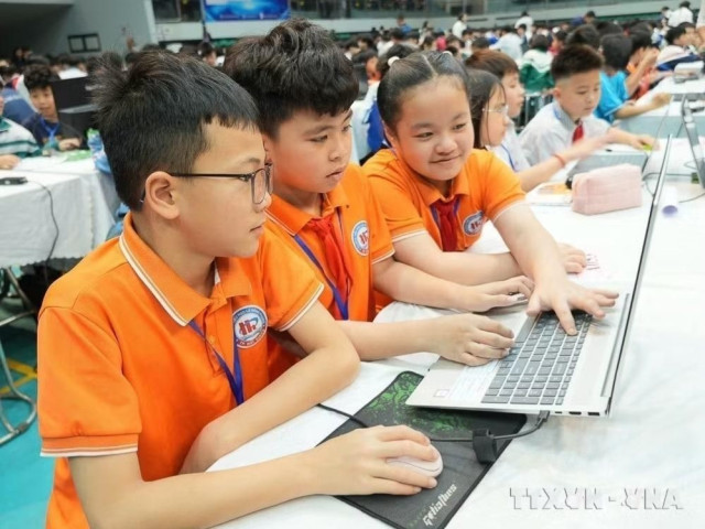 Bảo vệ trẻ em trên không gian mạng là ưu tiên cấp bách toàn cầu