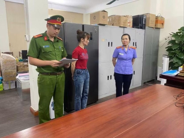 Triệt phá đường dây xuất băng vệ sinh, bỉm giả