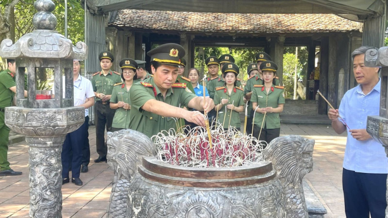 Thanh Hóa: Phòng Quản lý xuất nhập cảnh lan tỏa hoạt động nghĩa tình vì cộng đồng