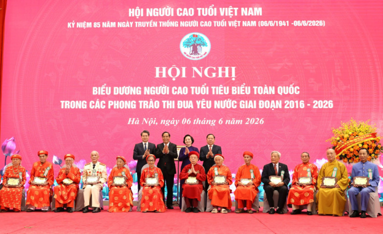 Phát triển hệ sinh thái "kinh tế bạc" khơi dậy nguồn lực người cao tuổi