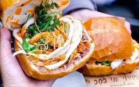 Bộ Y tế yêu cầu điều tra vụ hơn 200 ca nghi ngộ độc sau ăn bánh mì tại Đồng Tháp