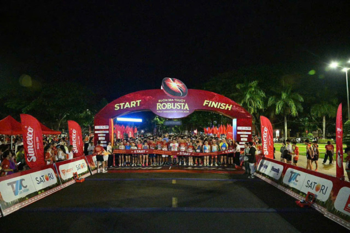 Gần 5.000 vận động viên tham gia giải chạy Buôn Ma Thuột Robusta Half Marathon VTV8 2026