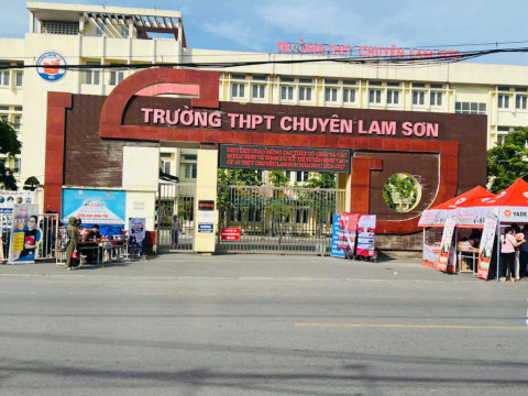 Thanh Hóa công bố điểm chuẩn lớp 10 chuyên Lam Sơn, thủ khoa đạt 47,81 điểm