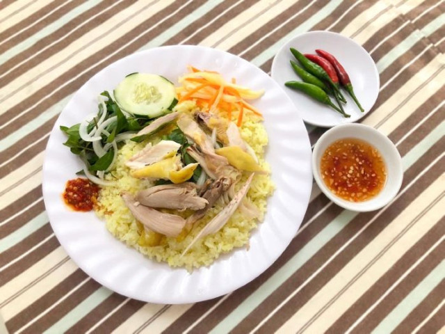 Khánh Hoà: Khẩn trương điều tra vụ nghi ngộ độc thực phẩm tại quán cơm gà Quỳnh Nga