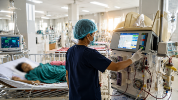 Quảng Ngãi: Cứu thành công bệnh nhân mắc hội chứng Guillain-Barré nhờ kỹ thuật thay huyết tương