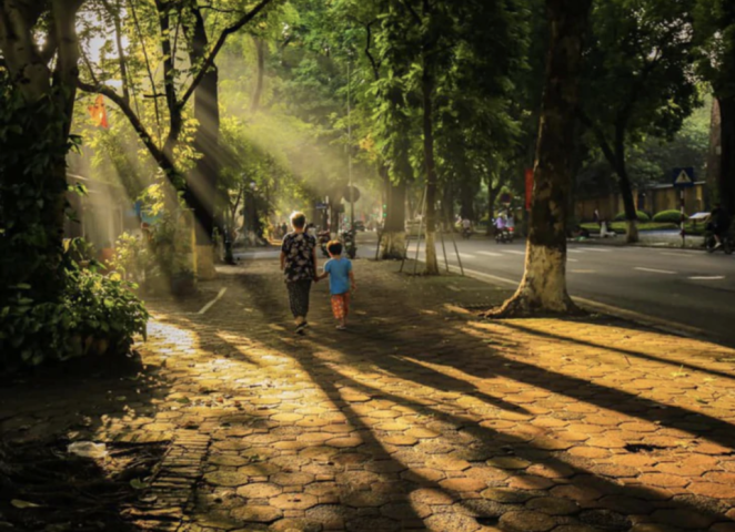 Thời tiết 13/7: Hà Nội nắng đến 35 độ kèm mưa rải rác, TP. Hồ Chí Minh mưa lớn