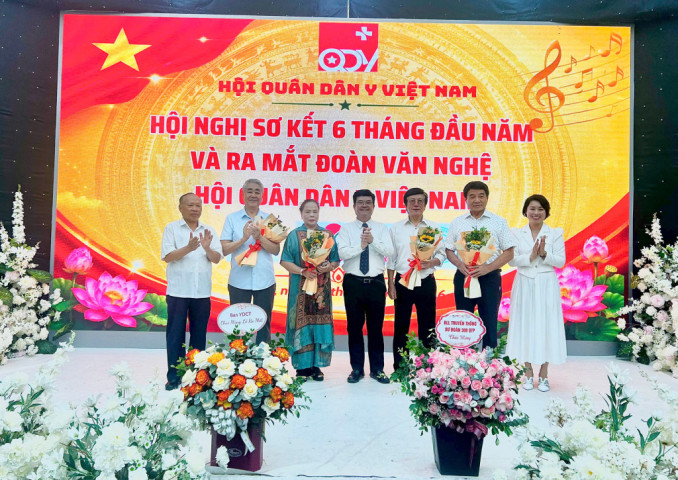 Hội Quân dân y Việt Nam sơ kết 6 tháng đầu năm, ra mắt Đoàn Văn nghệ