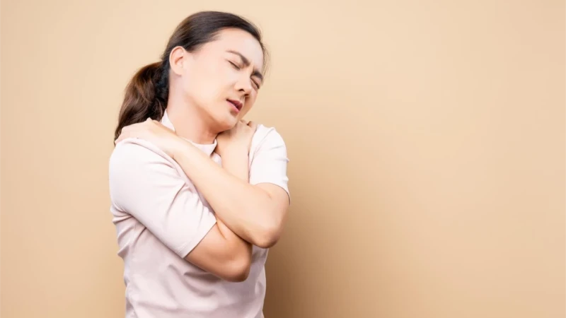 Đau nhức cơ thể là dấu hiệu bệnh gì?