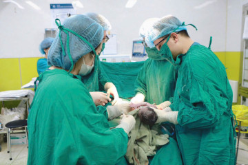 Hy hữu ca tam thai tự nhiên 1 rau 3 ối chào đời an toàn tại Bệnh viện Phụ sản Hà Nội