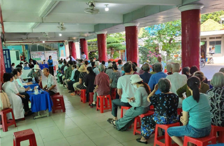 TP. Hồ Chí Minh: Phường Bình Tân thưởng 100 triệu đồng cho khu phố đạt 100% chỉ tiêu khám sức khỏe